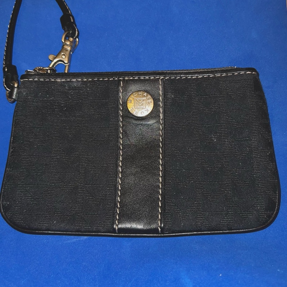 Vintage Michael Kors signature logo brown zip pouch/wallet/coin with strap